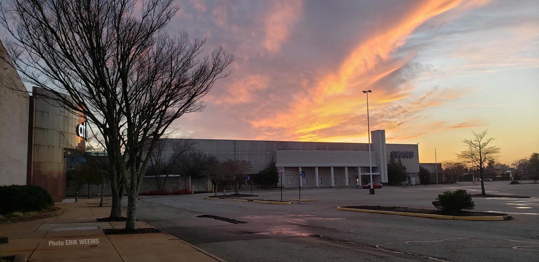 Sunset over the Sears Mall Store Sunset over the Sears Mall Store